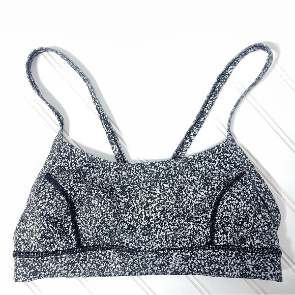 Lululemon Rise and Run Sports Bra Flahsback Static Black White Sz 6 408 - Picture 1 of 6